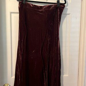 Velvet skirt